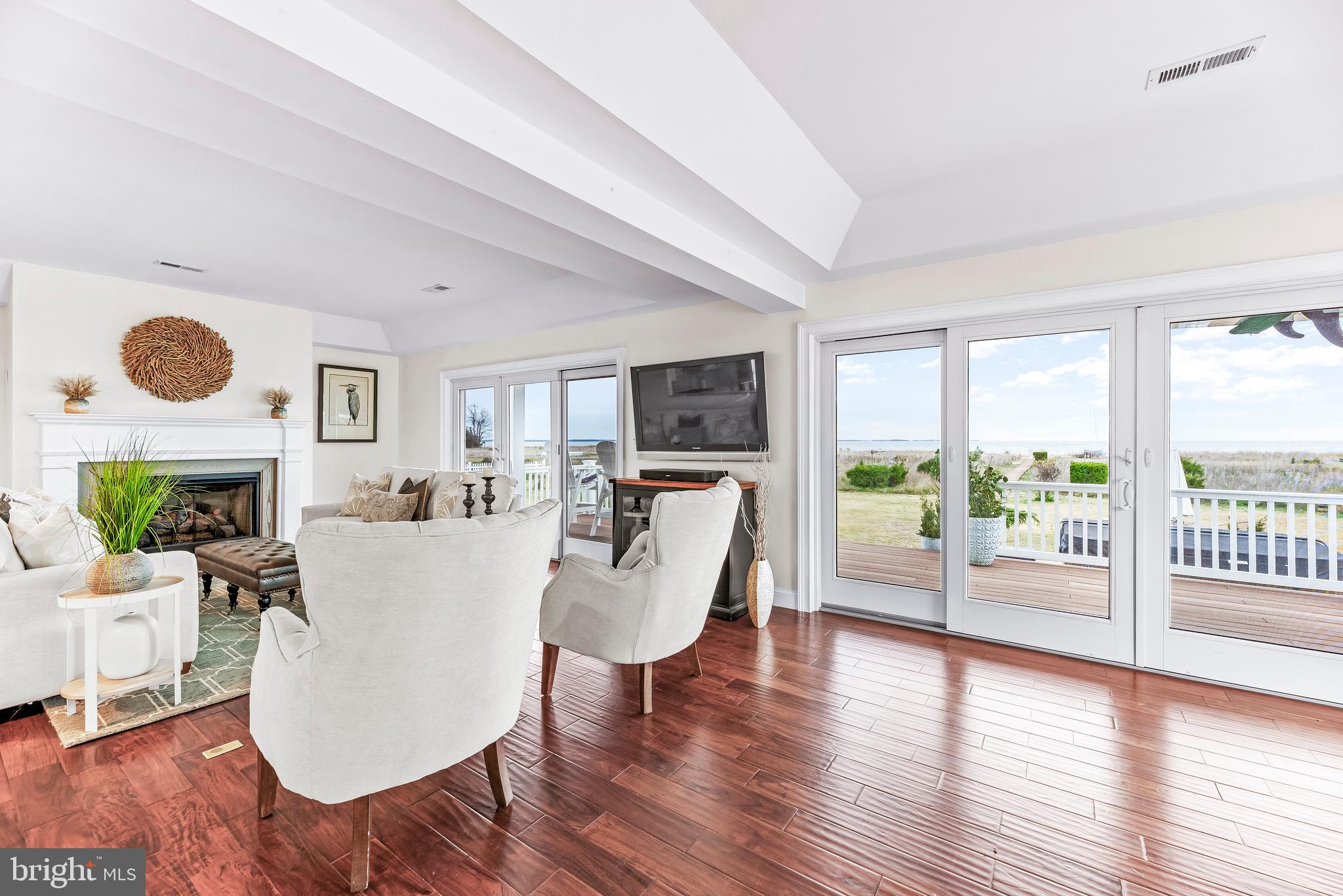 COVE POINT - Residential