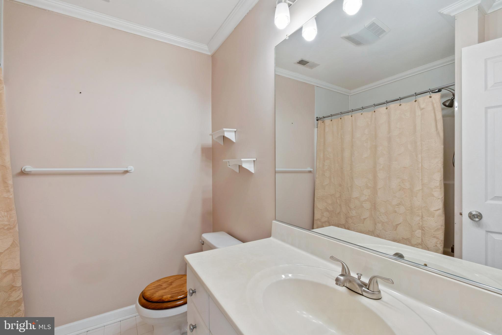 THE GROVE - Residential