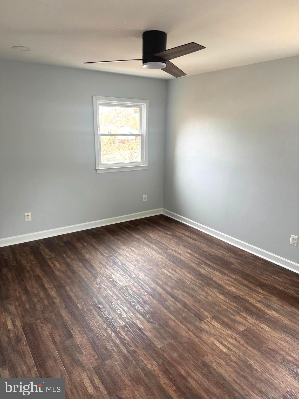 ROLLING VALLEY - Residential