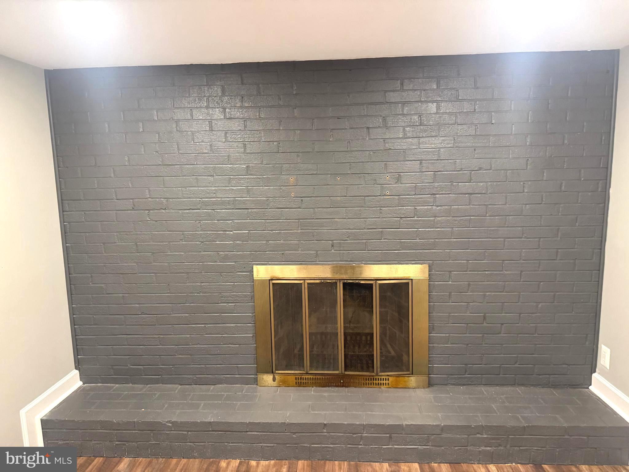 ROLLING VALLEY - Residential