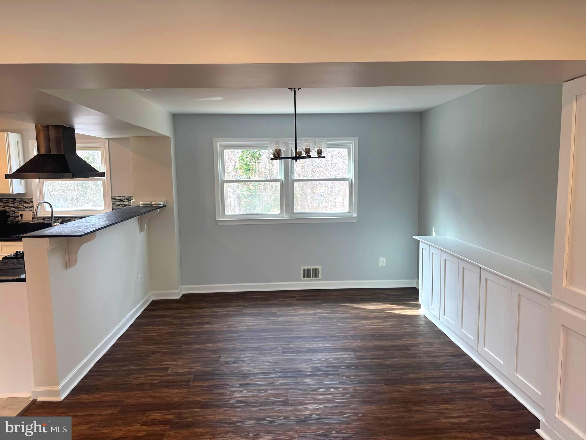 ROLLING VALLEY - Residential