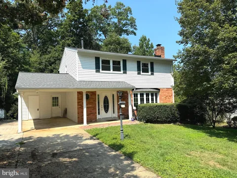 6602 Greenview Lane, Springfield, VA MLS: VAFX2225962