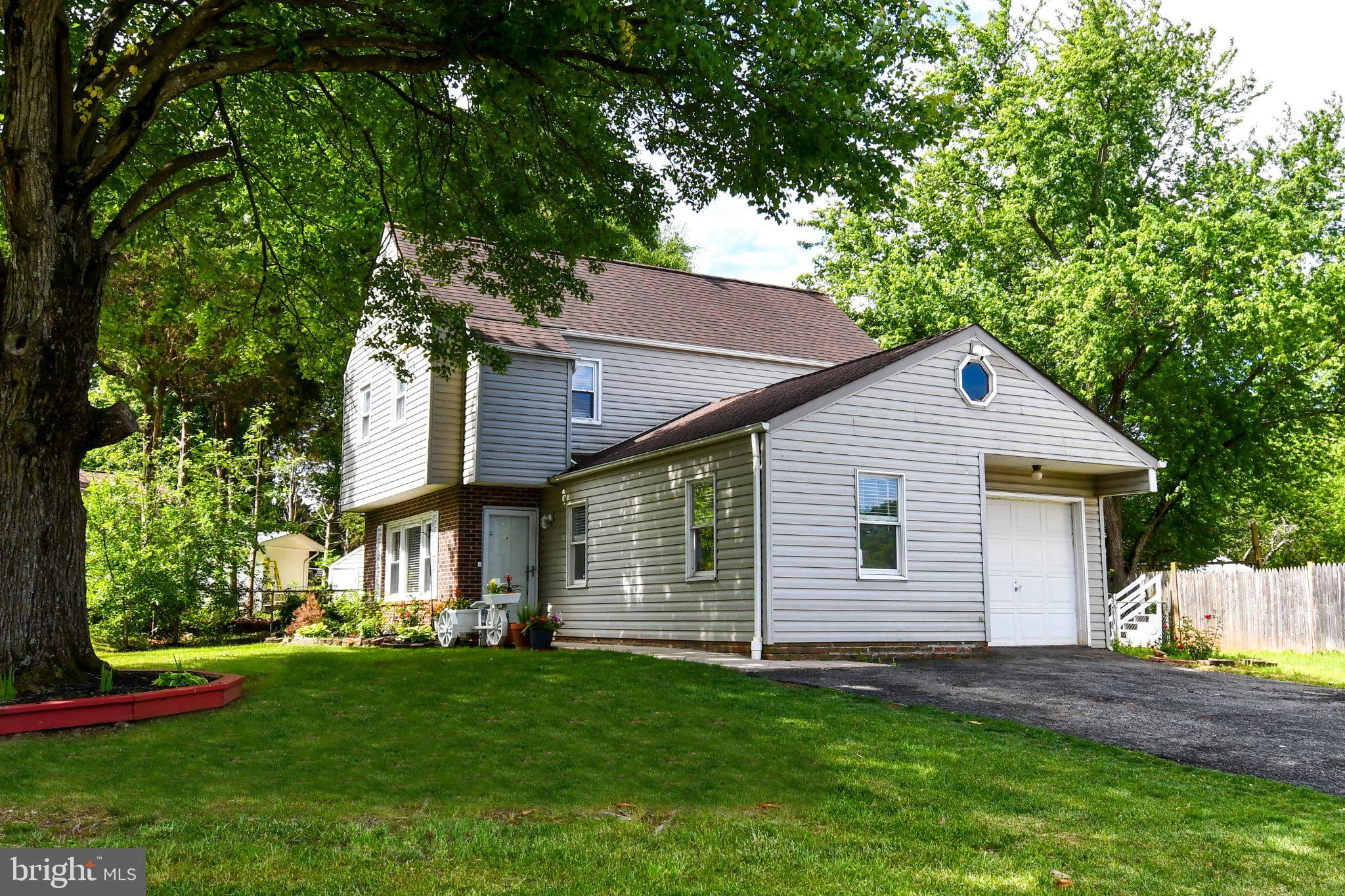 8618 Liberia Avenue