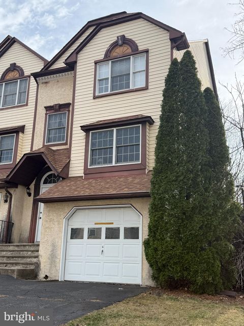 510 UPLAND STREET POTTSTOWN PA 19464