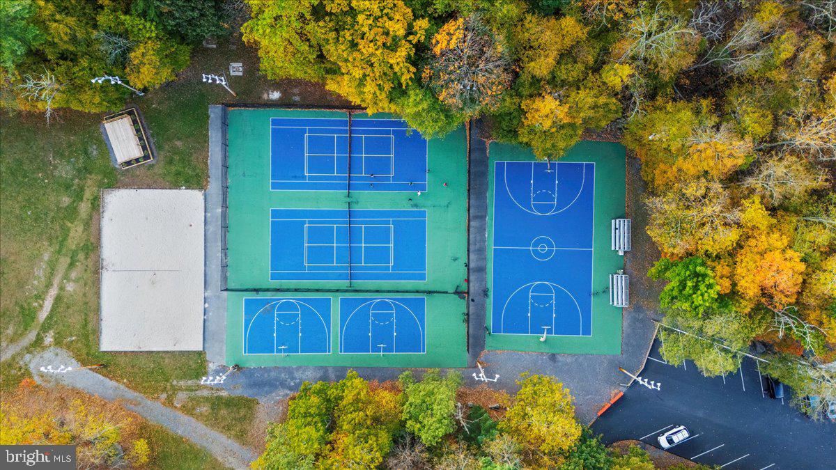 PENN ESTATES - Residential