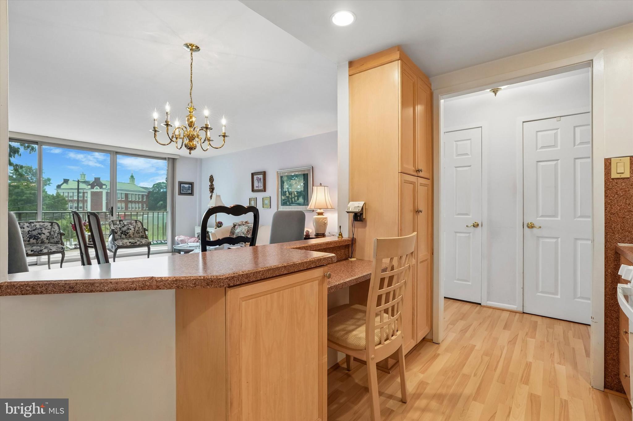 309 FLORENCE AVENUE 303-N