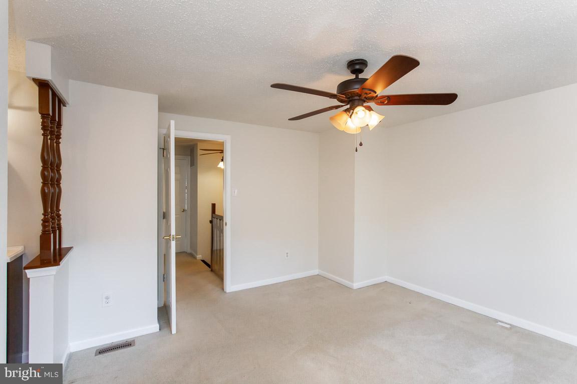 ROLLINGWOOD VILLAGE - Residential Lease