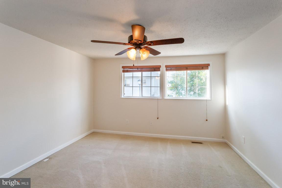 ROLLINGWOOD VILLAGE - Residential Lease