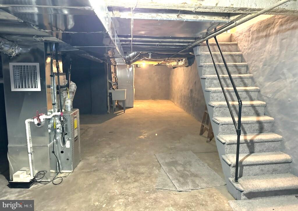 HARROWGATE - Residential