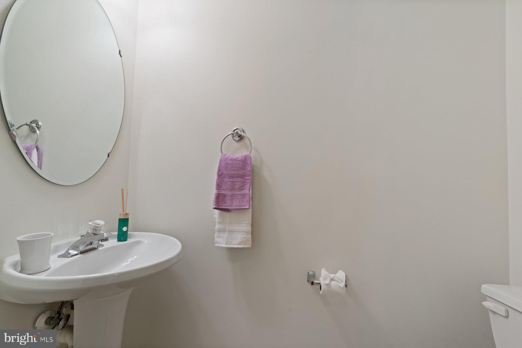 ASHBURN FARM - Residential