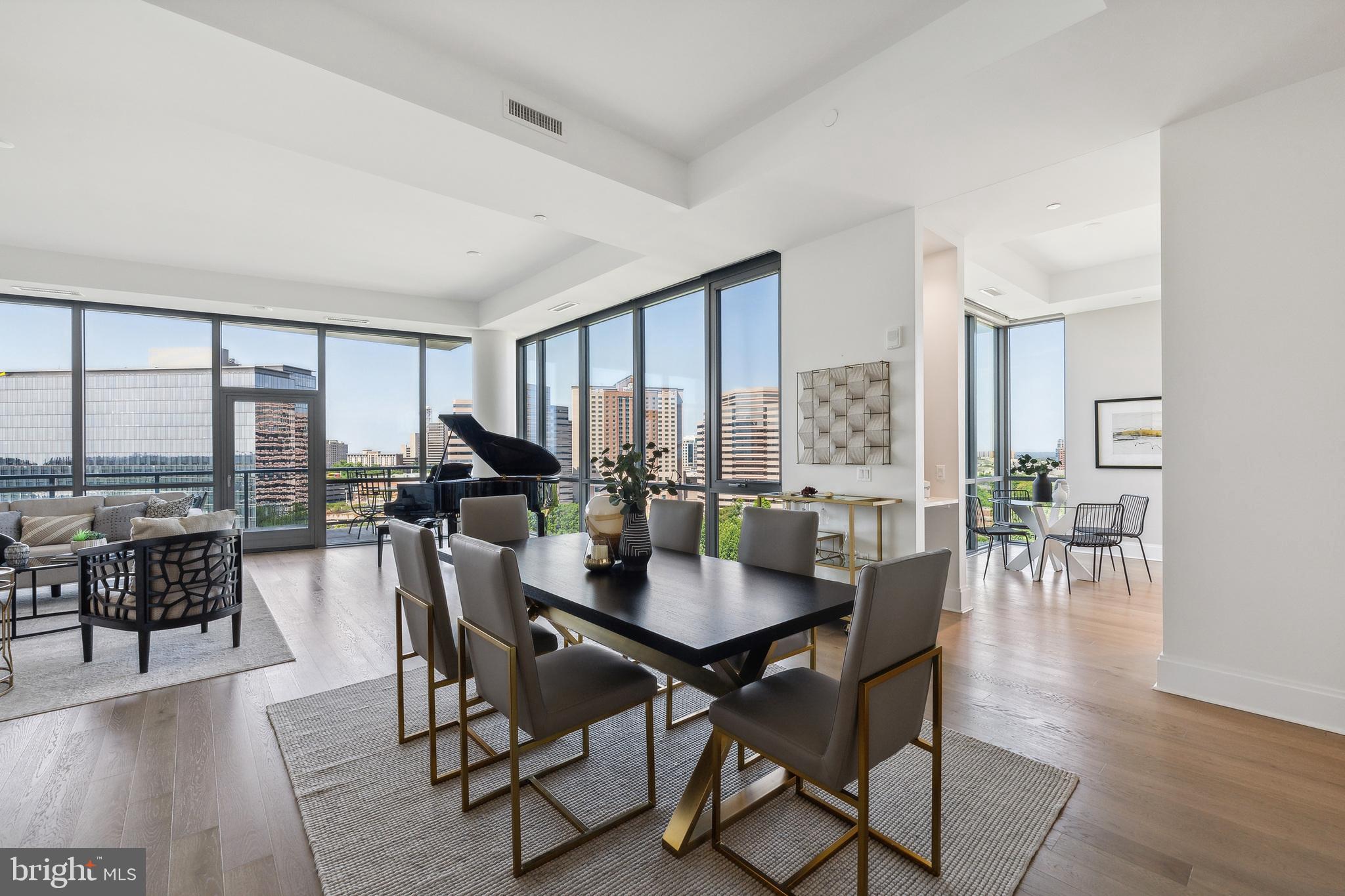 TYSONS CORNER - Residential