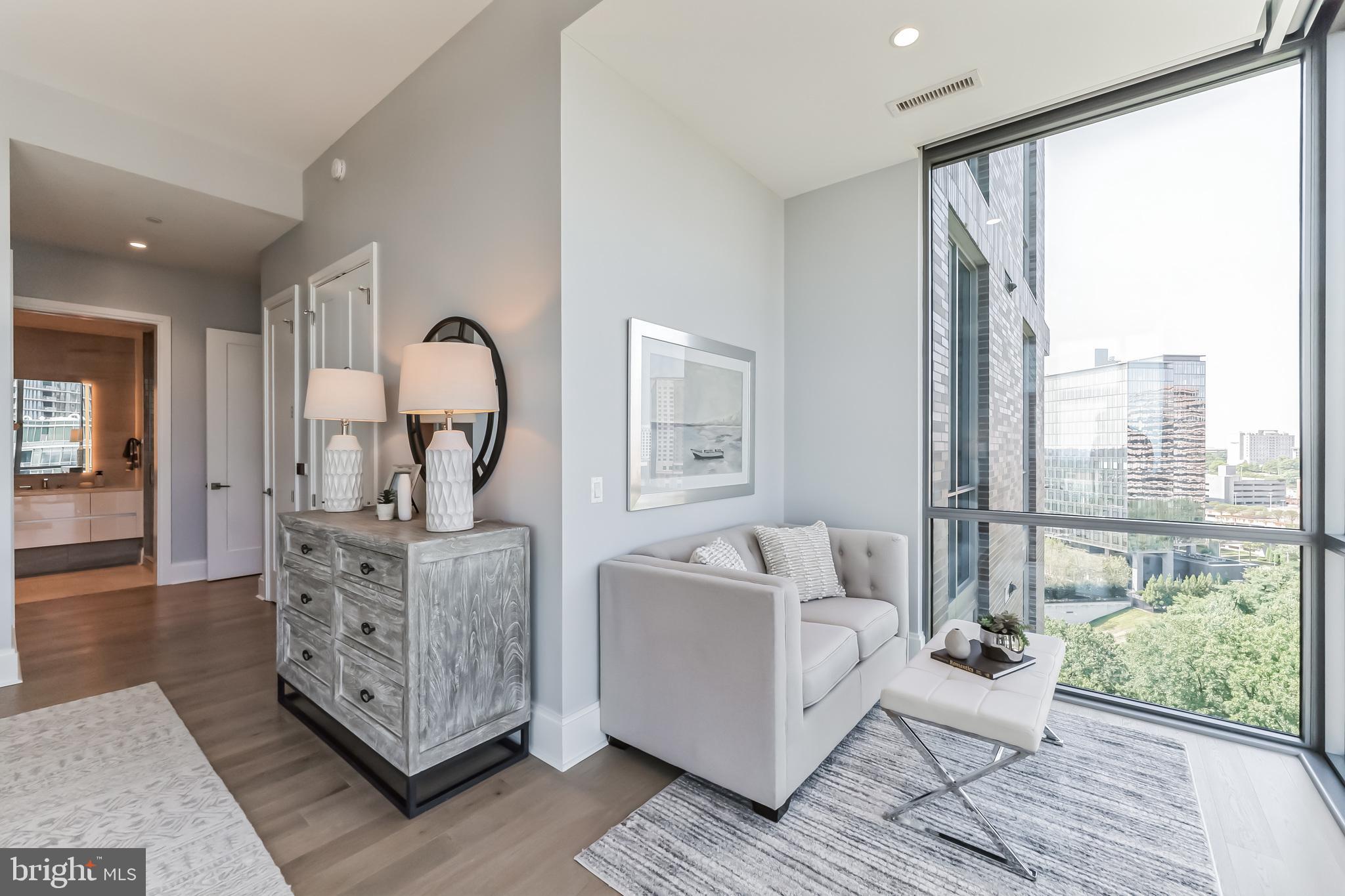 TYSONS CORNER - Residential