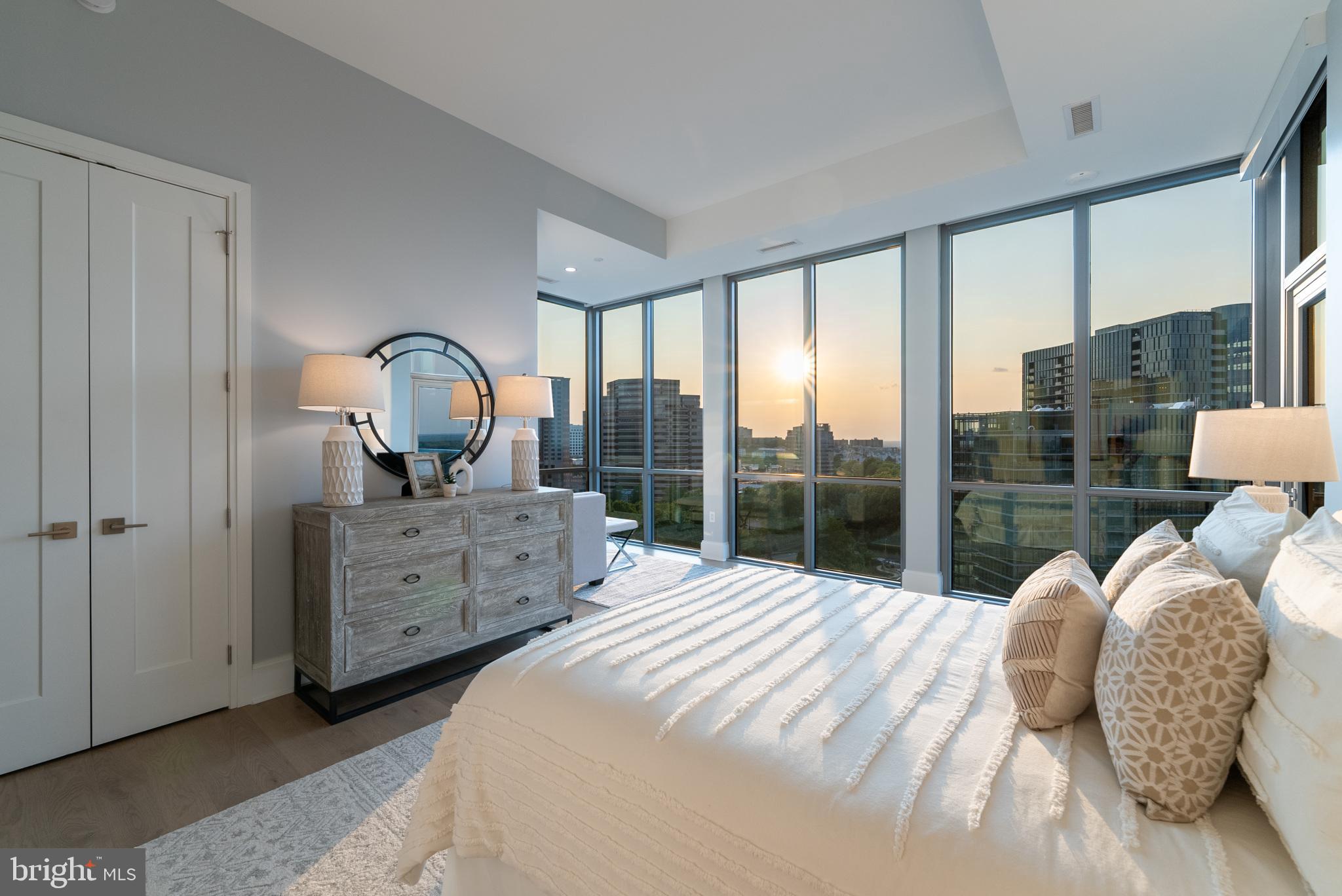 TYSONS CORNER - Residential