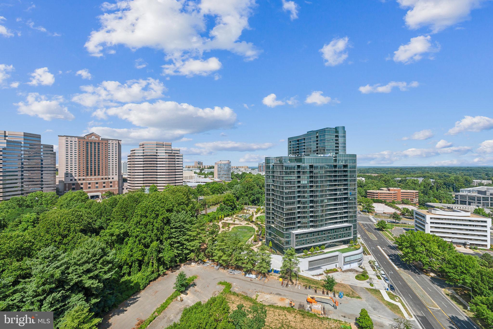 TYSONS CORNER - Residential