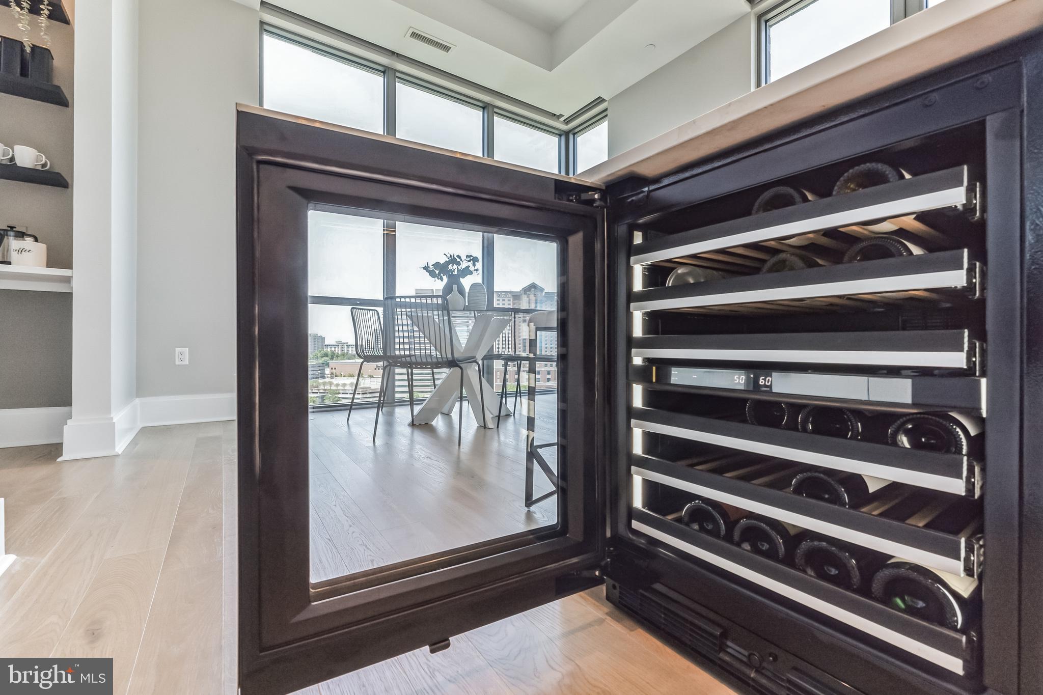 TYSONS CORNER - Residential