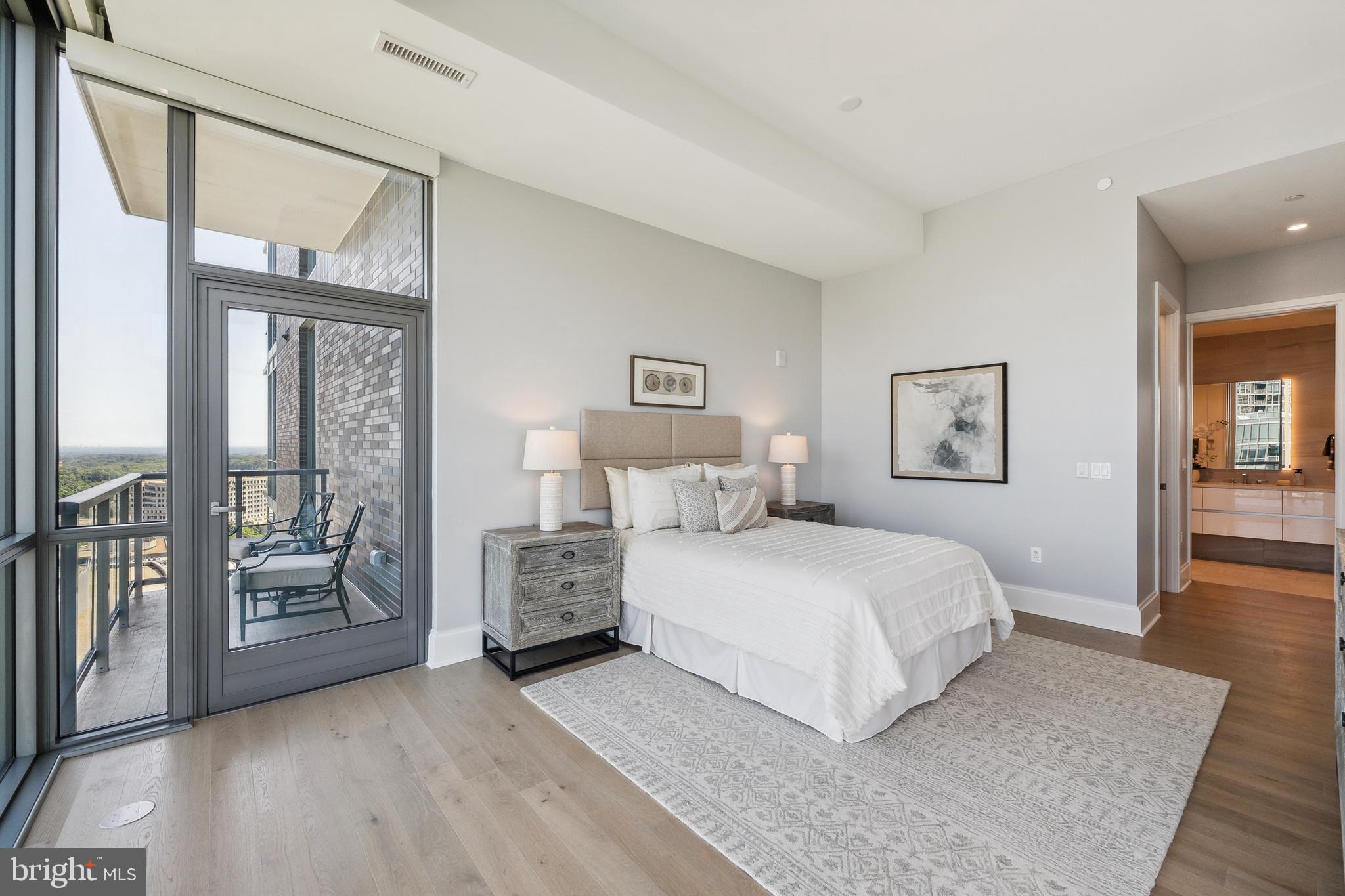 TYSONS CORNER - Residential