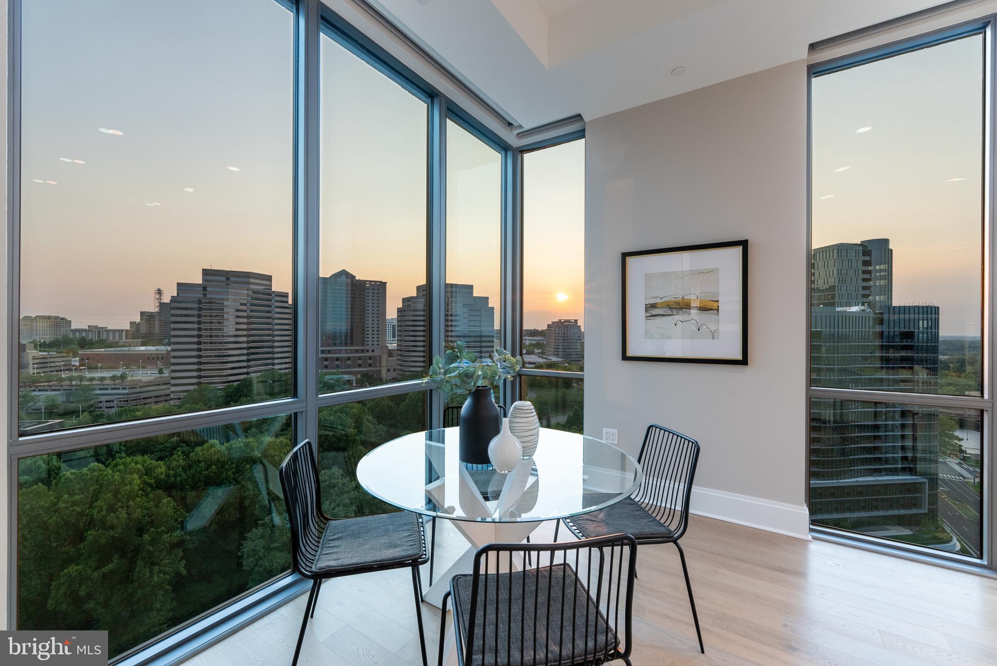 TYSONS CORNER - Residential