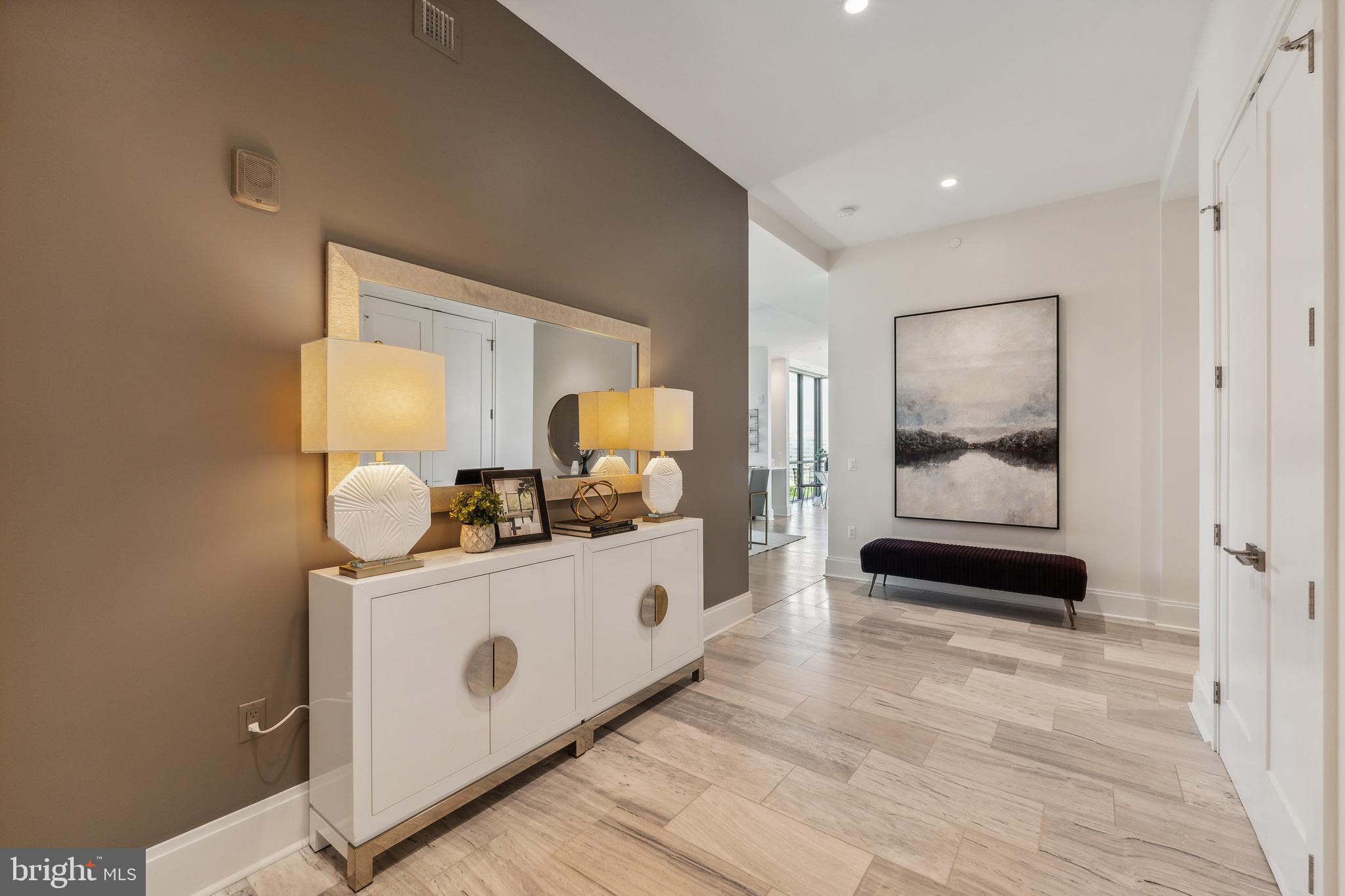 TYSONS CORNER - Residential