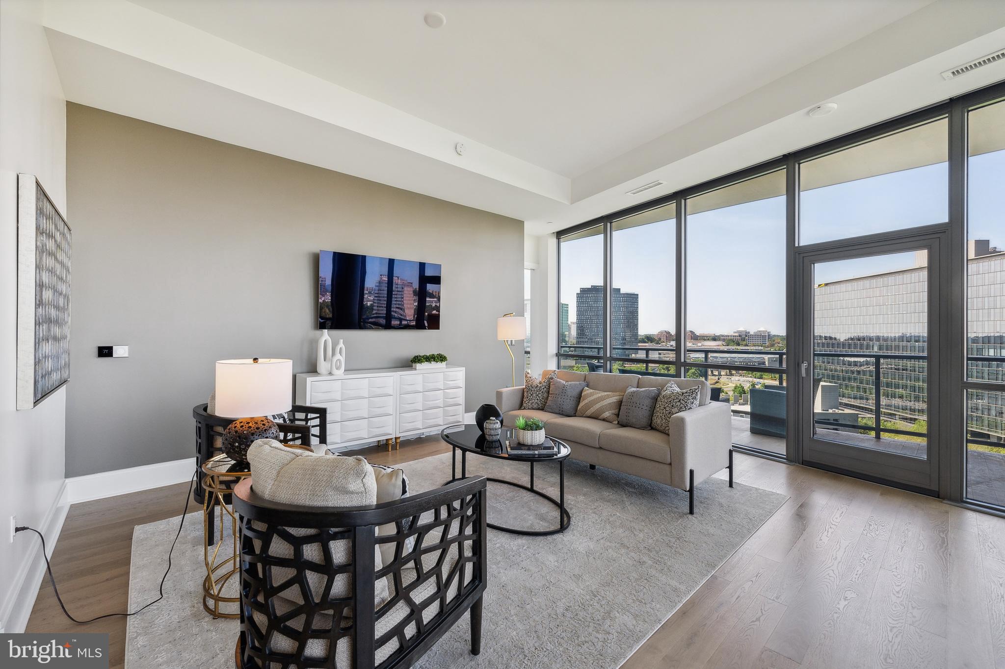 TYSONS CORNER - Residential