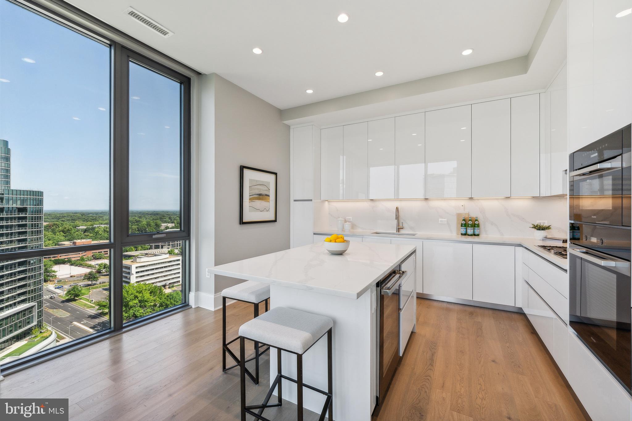 TYSONS CORNER - Residential