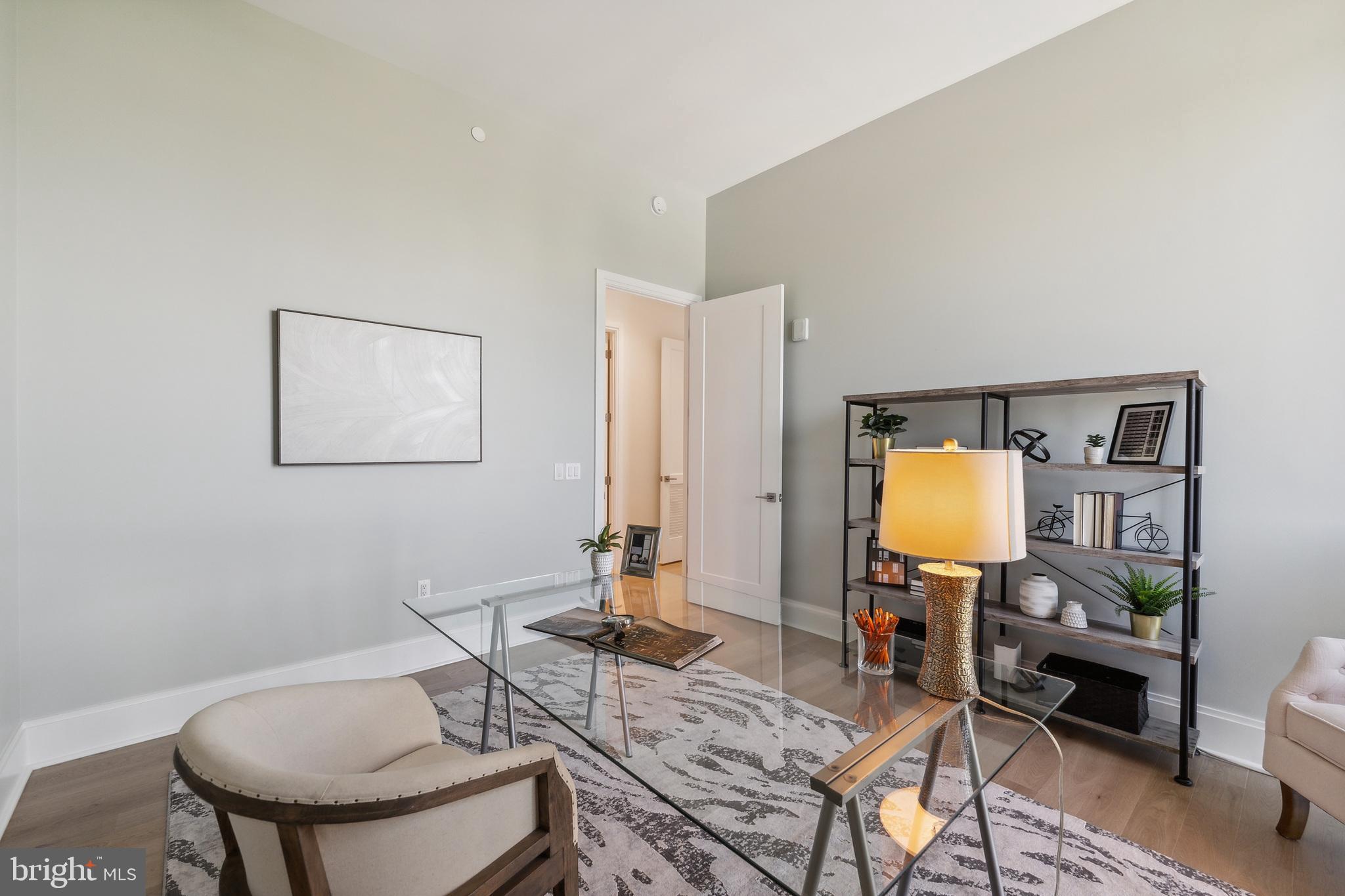 TYSONS CORNER - Residential