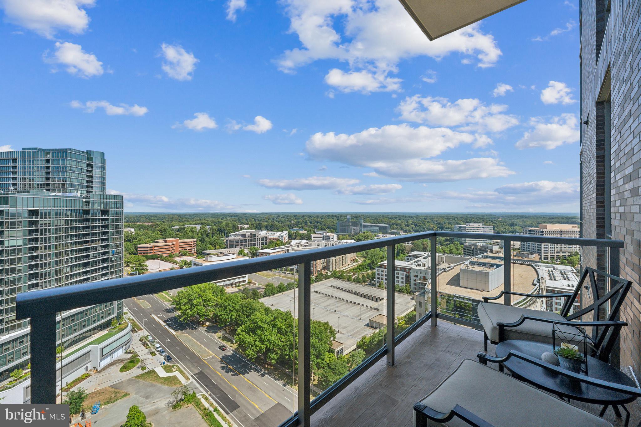 TYSONS CORNER - Residential