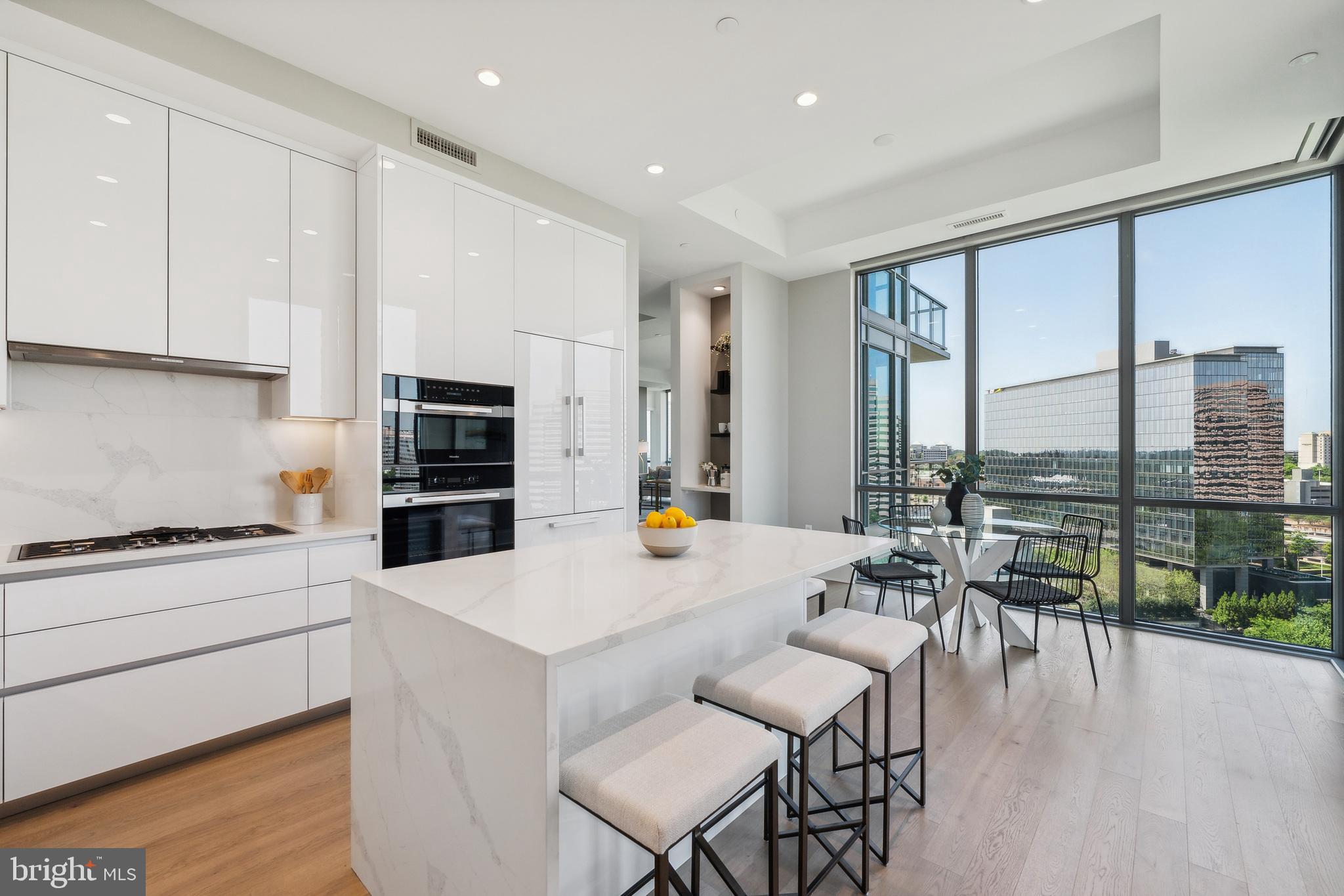 TYSONS CORNER - Residential