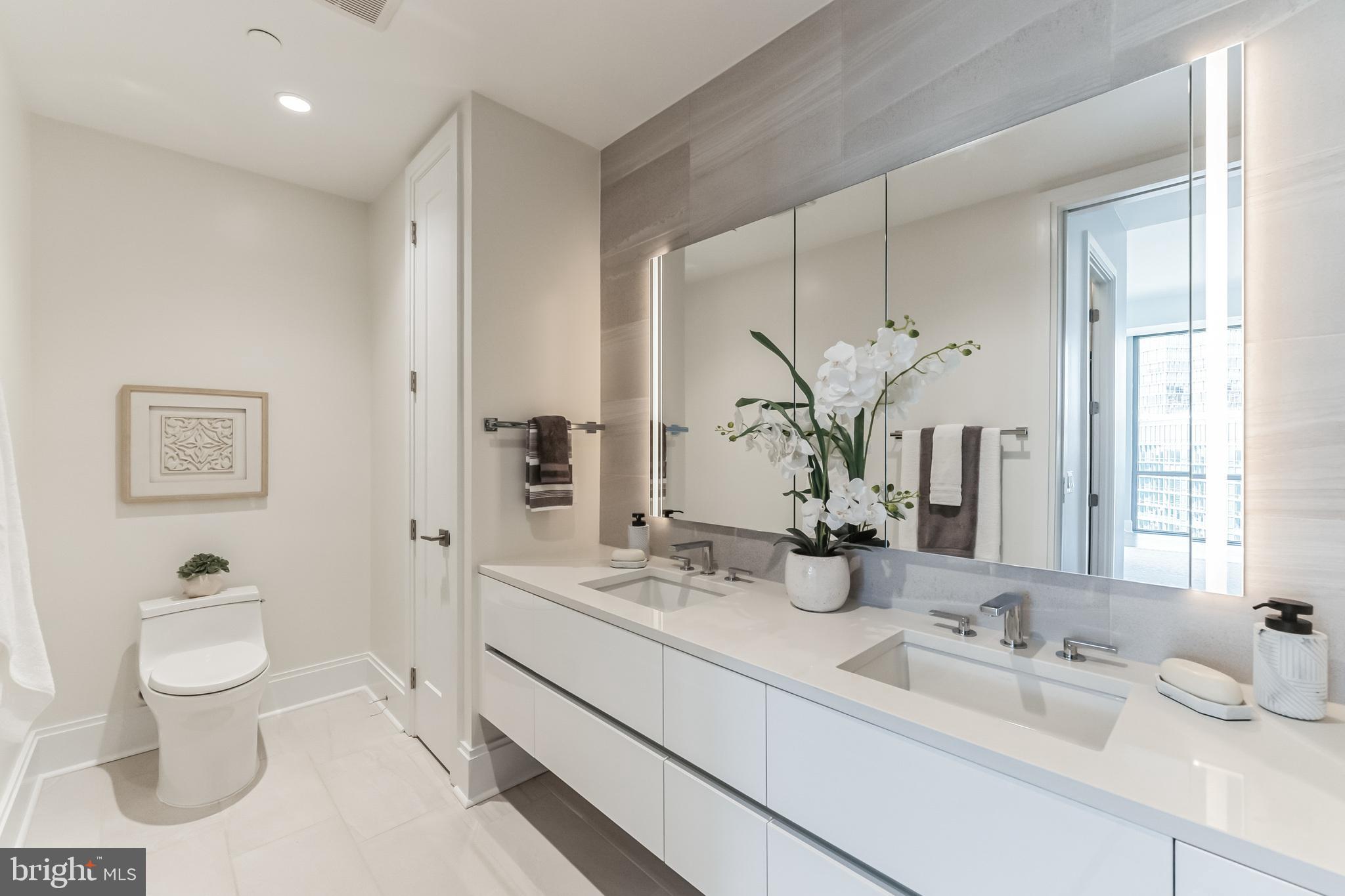 TYSONS CORNER - Residential