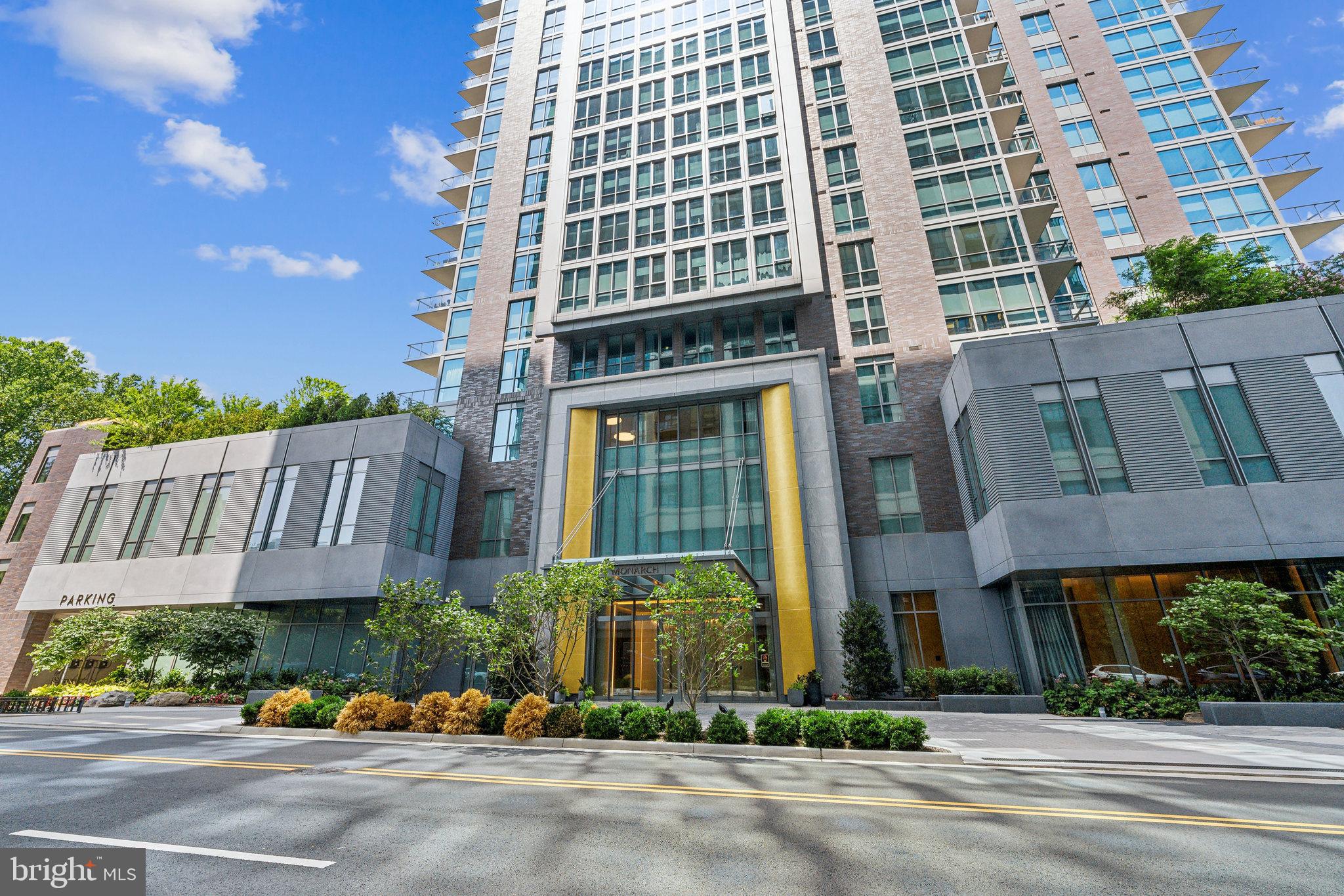 TYSONS CORNER - Residential