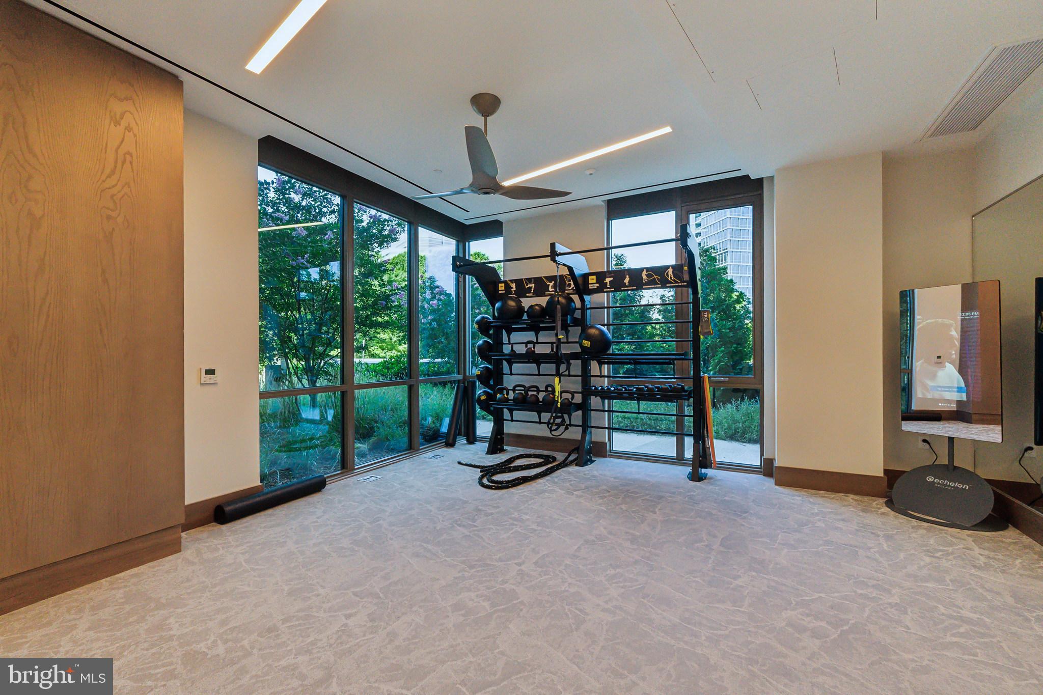 TYSONS CORNER - Residential