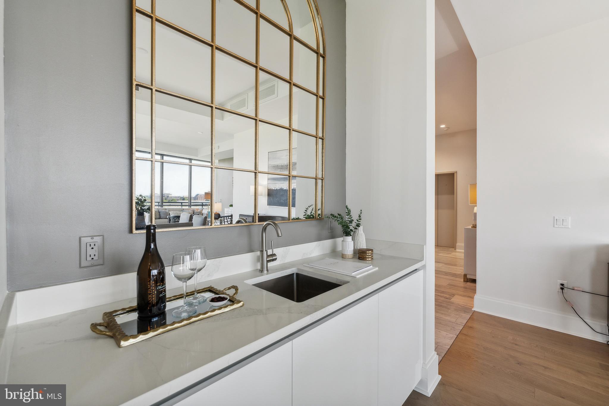 TYSONS CORNER - Residential