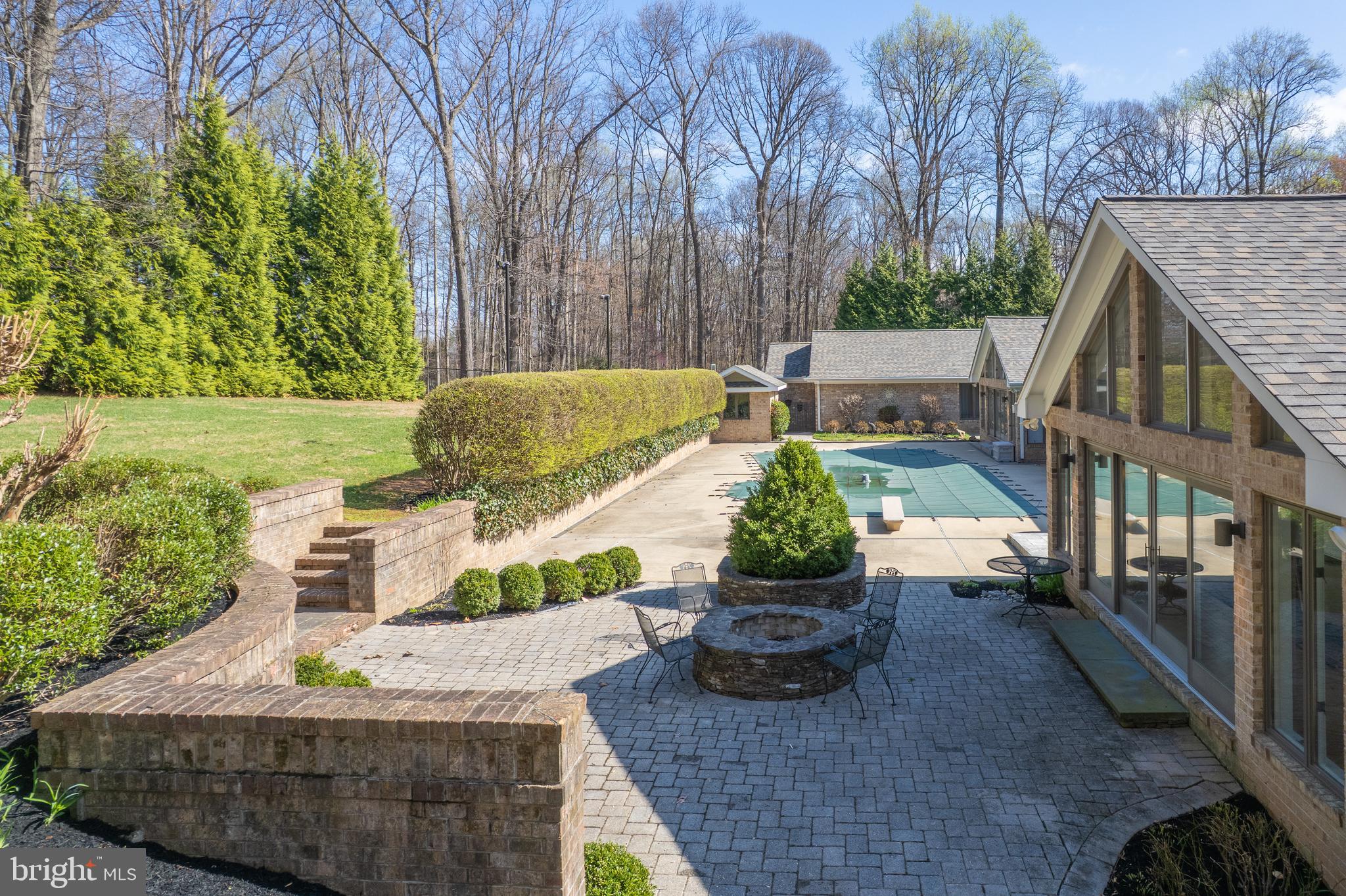 BUCKSKIN WOODS - Residential