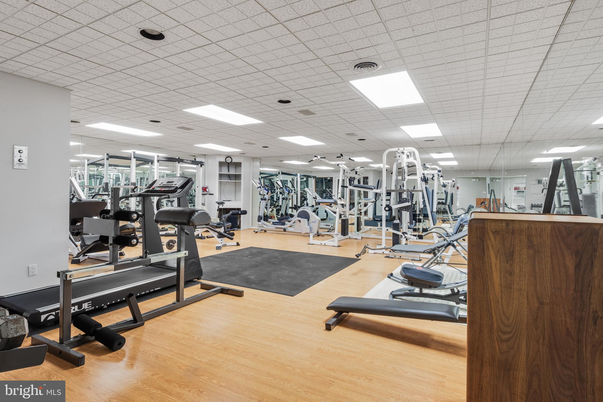 BUCKSKIN WOODS - Residential