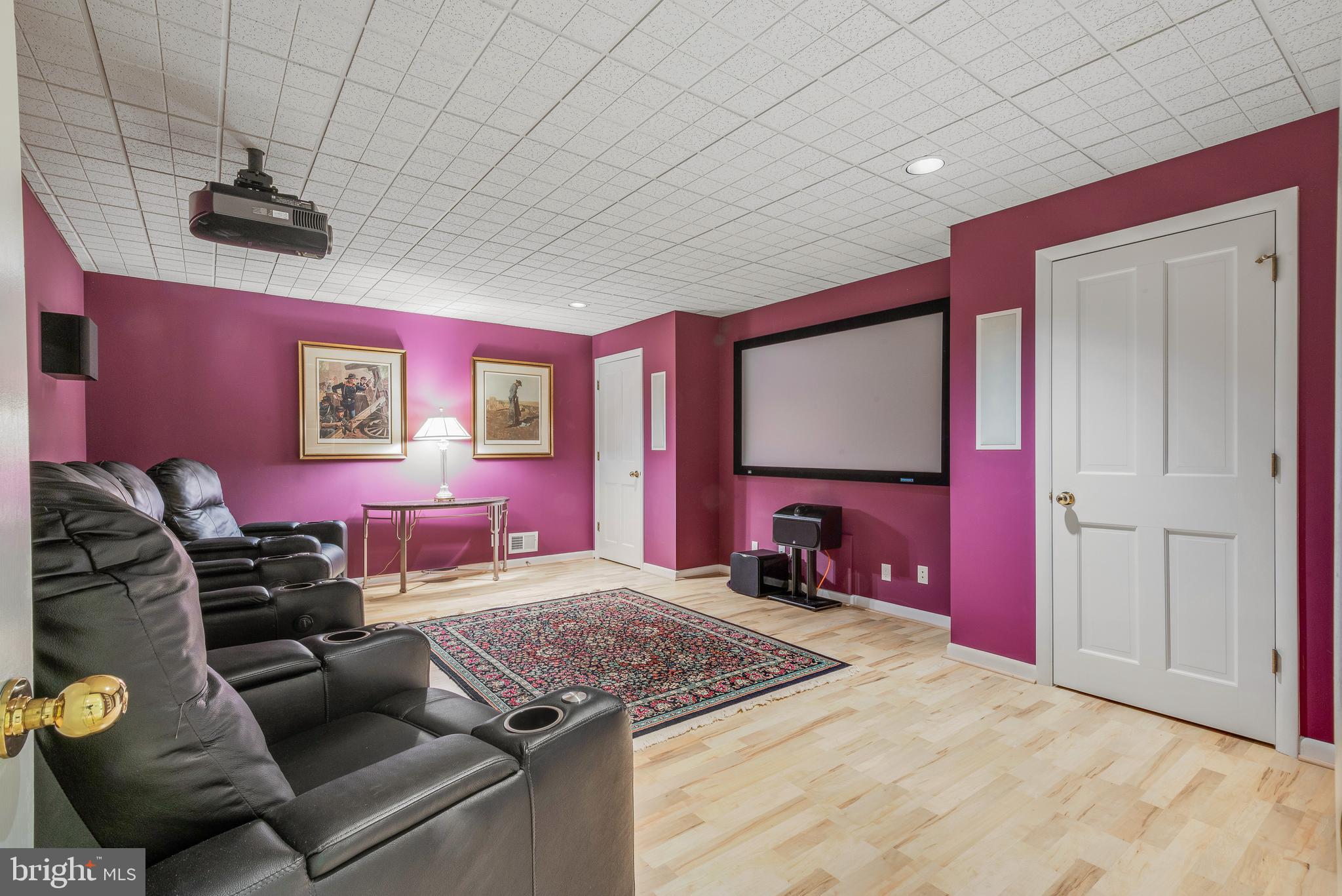 BUCKSKIN WOODS - Residential