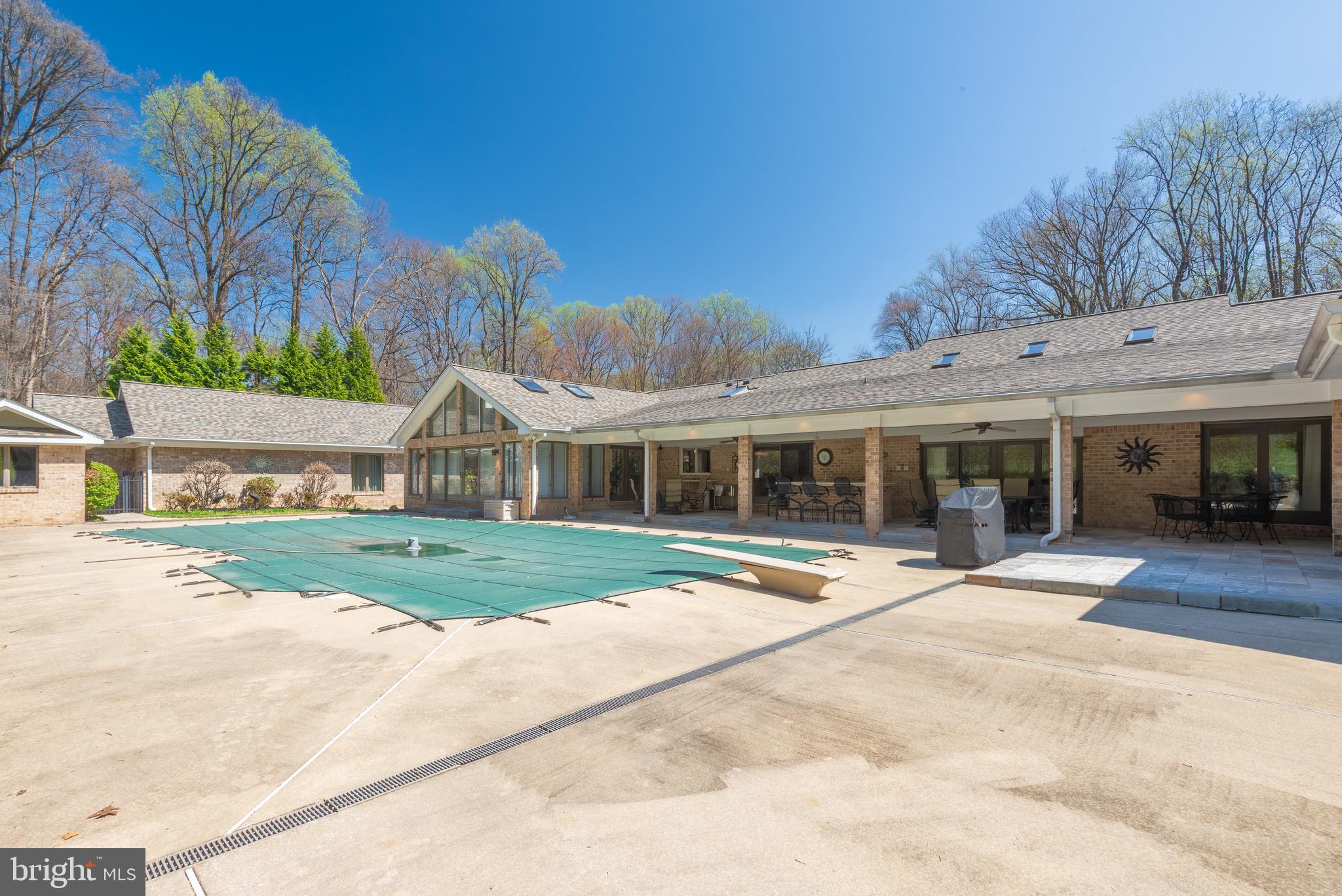 BUCKSKIN WOODS - Residential