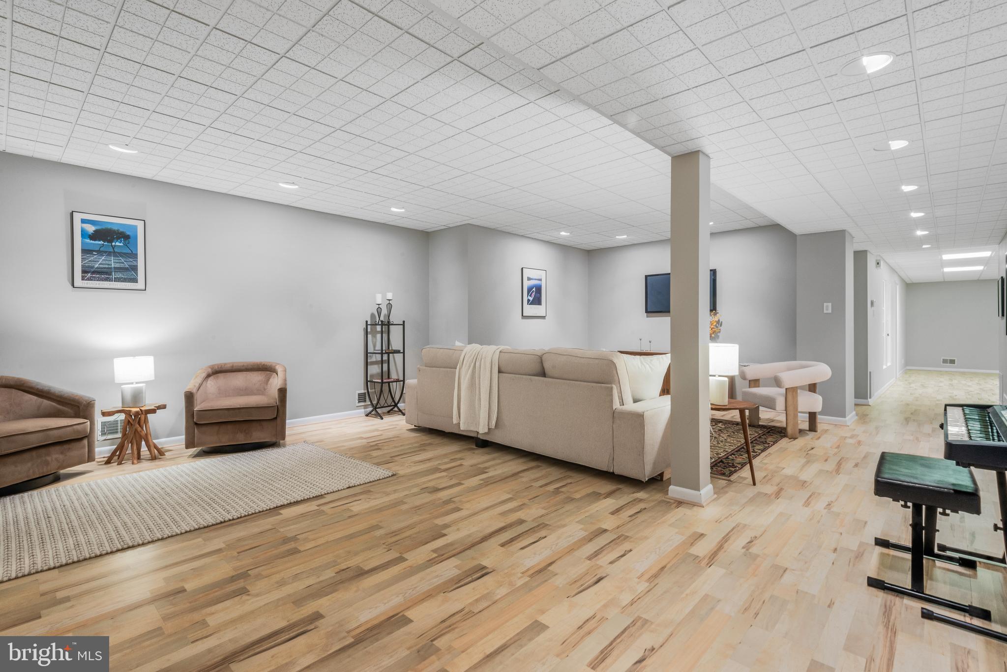 BUCKSKIN WOODS - Residential