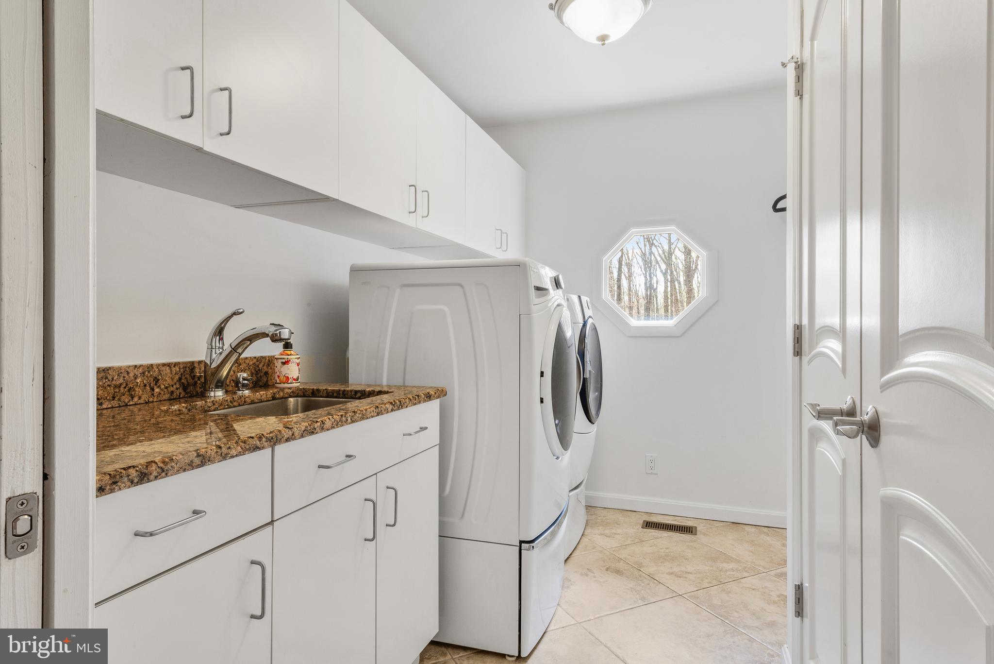 BUCKSKIN WOODS - Residential