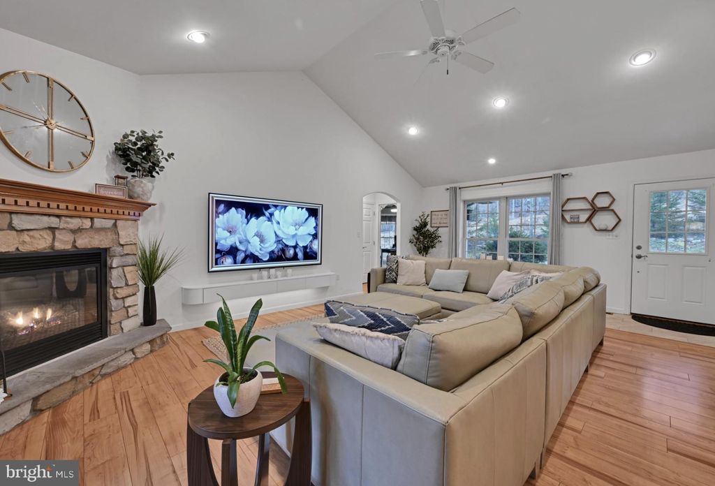 Photo of 500 Mohns Hill Road, REINHOLDS, PA 17569 (MLS # PALA2083868)