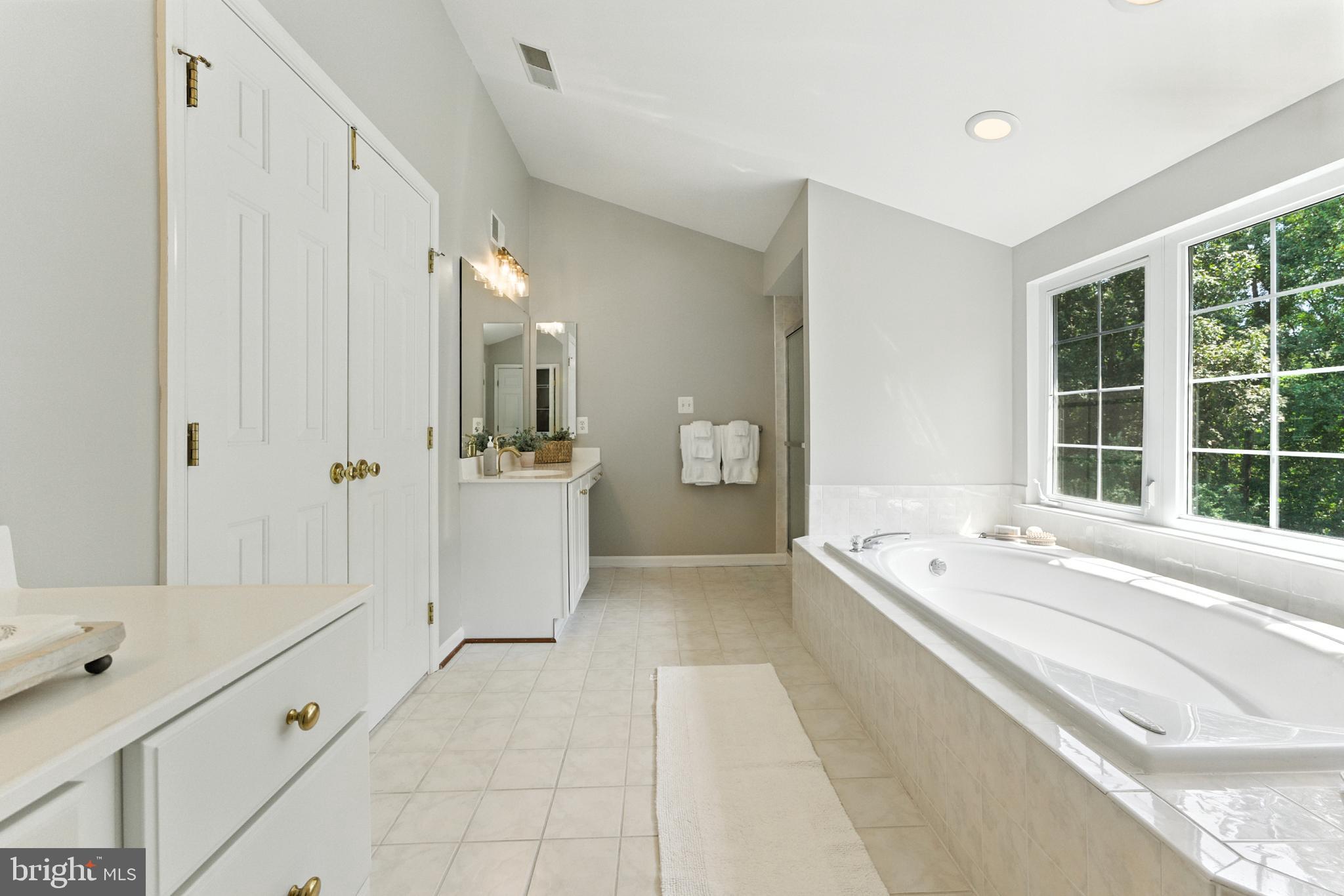 BALMORAL GREENS - Residential