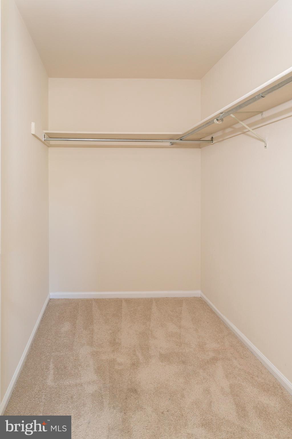 COUNTRYSIDE - Residential Lease