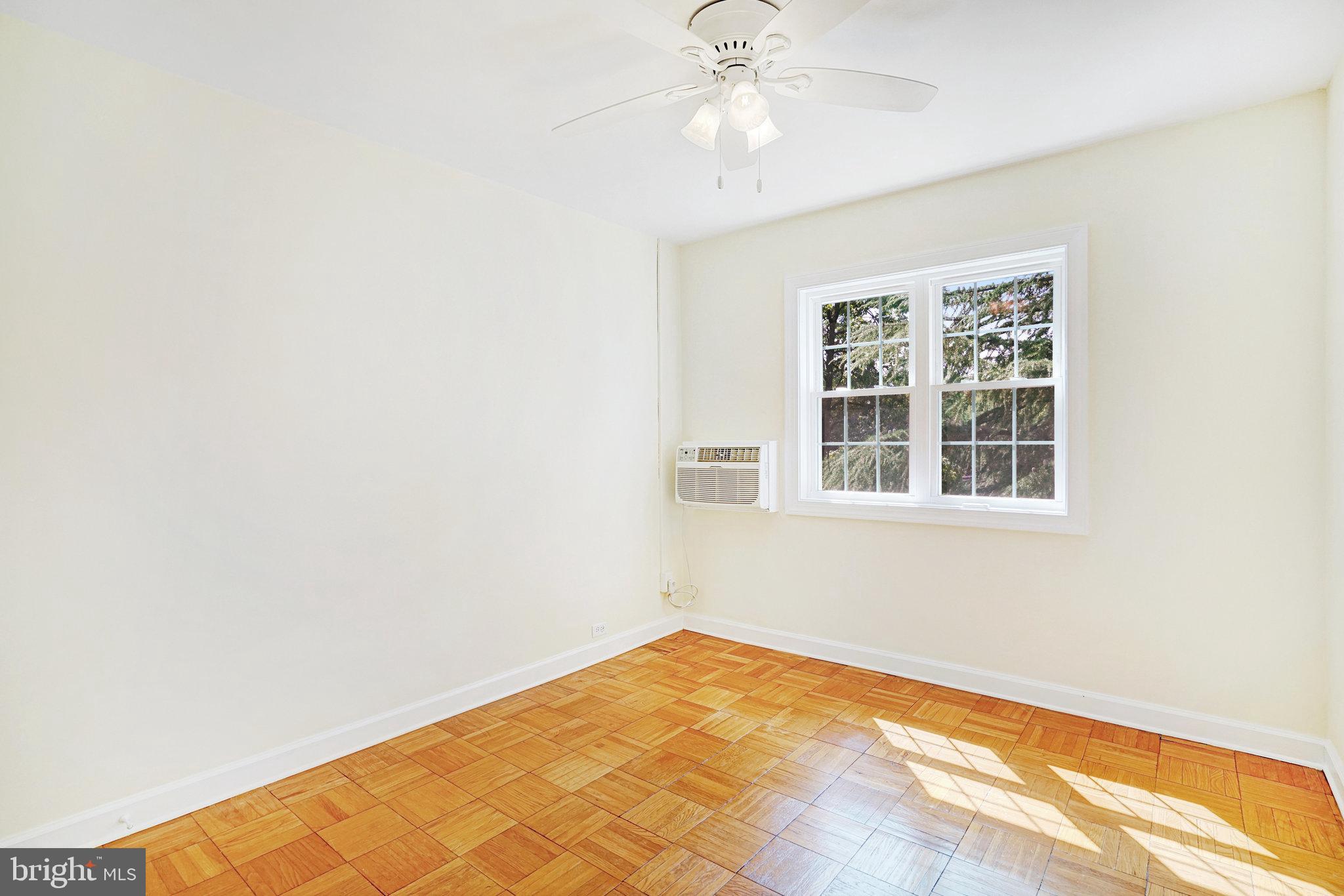 PARKFAIRFAX - Residential