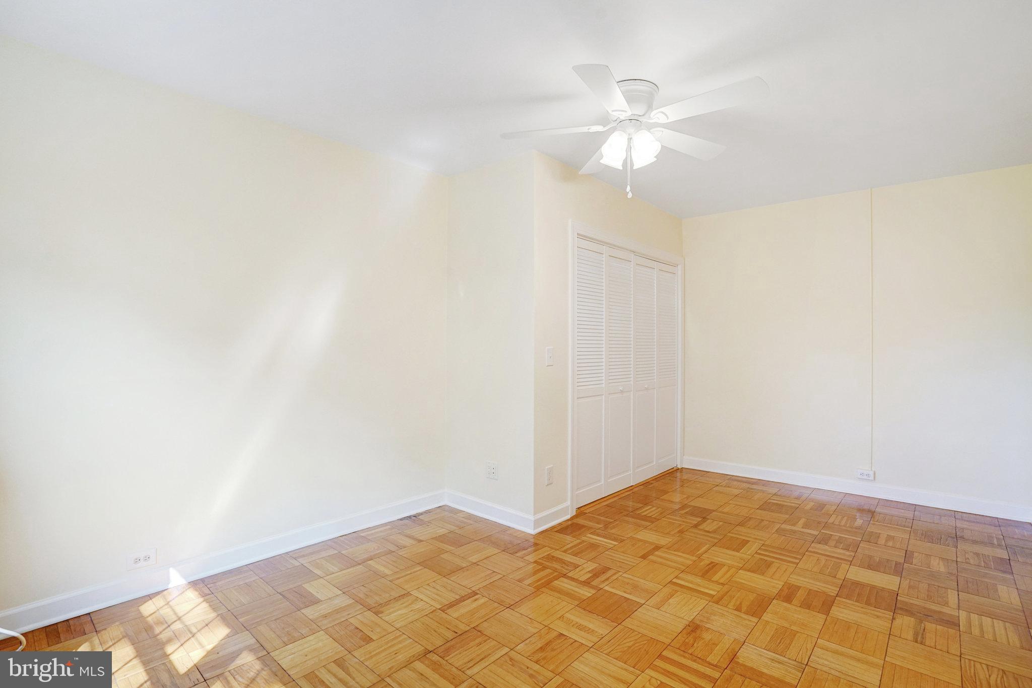 PARKFAIRFAX - Residential