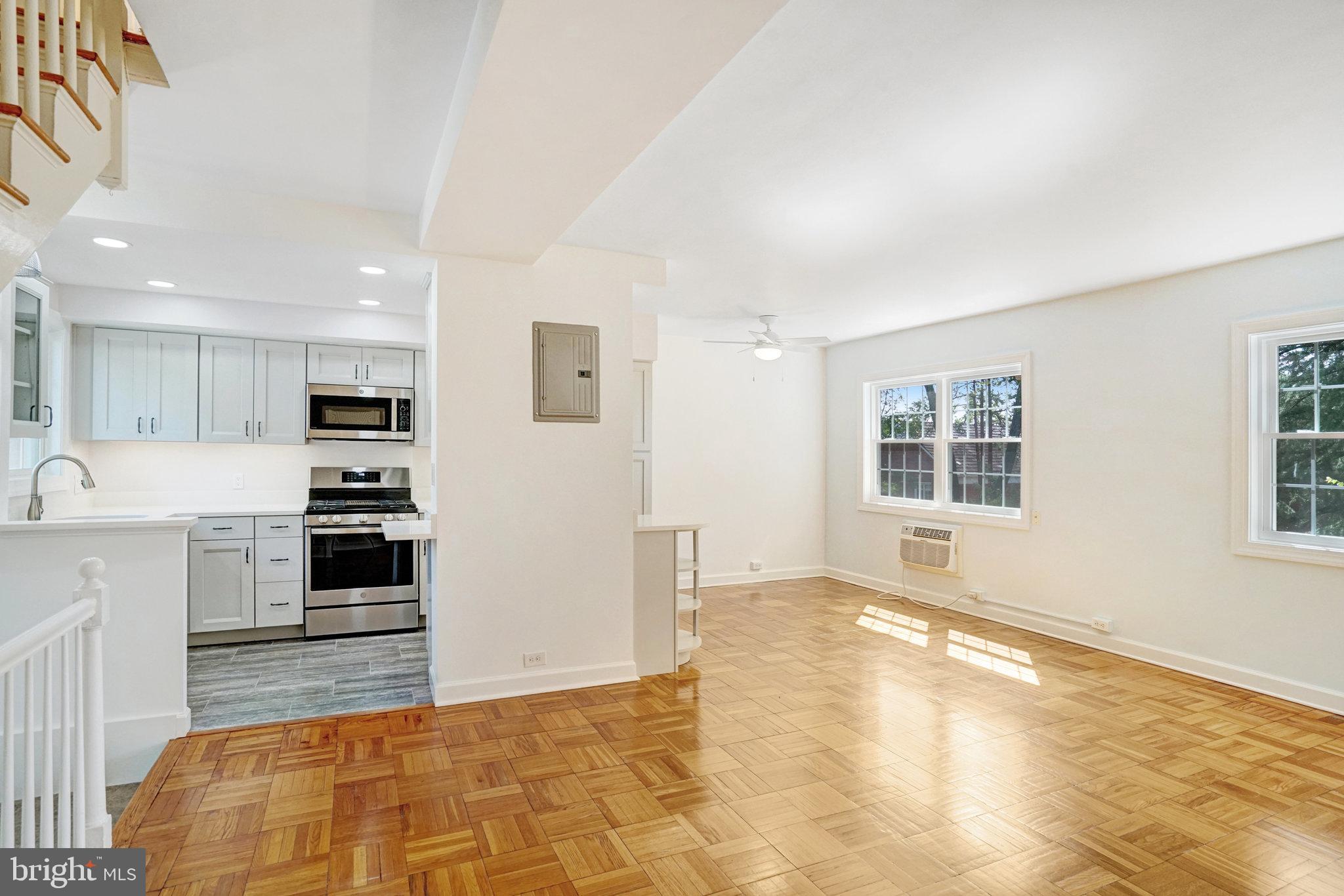 PARKFAIRFAX - Residential