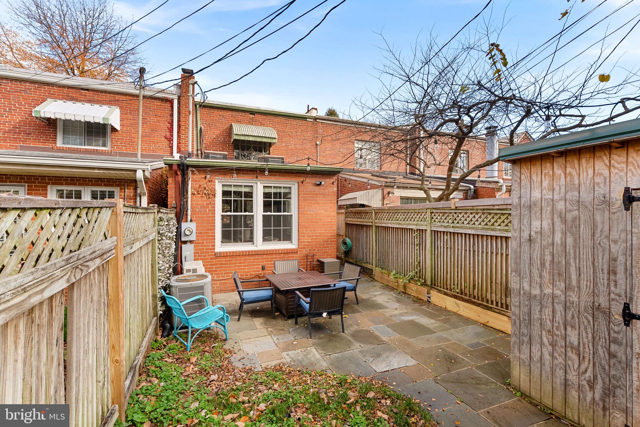 MT VERNON CONST CO - Residential