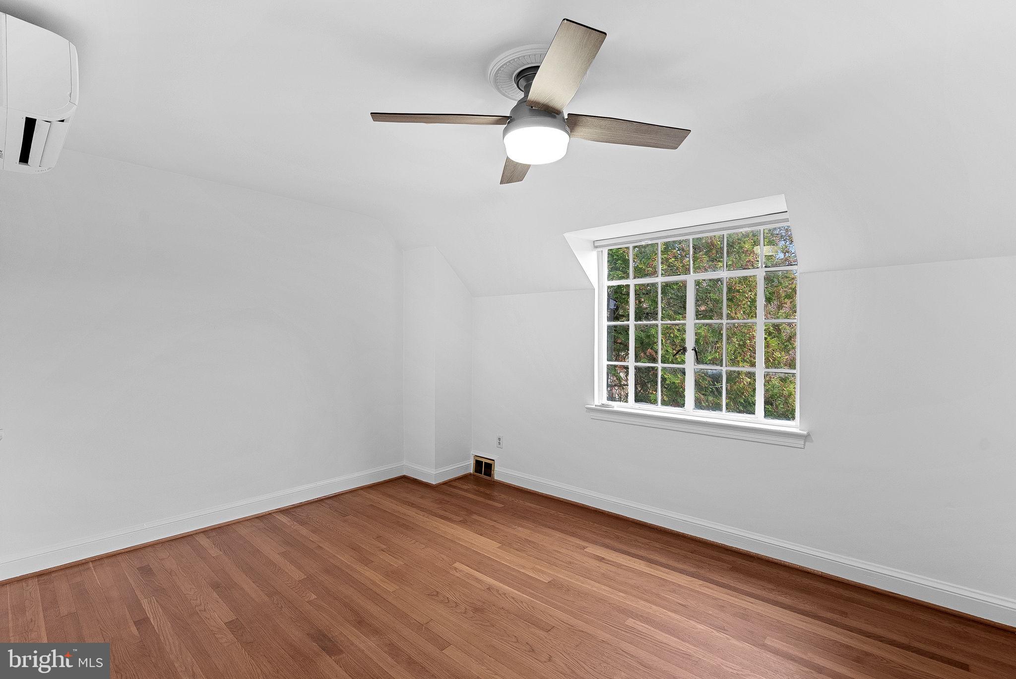 MT VERNON CONST CO - Residential