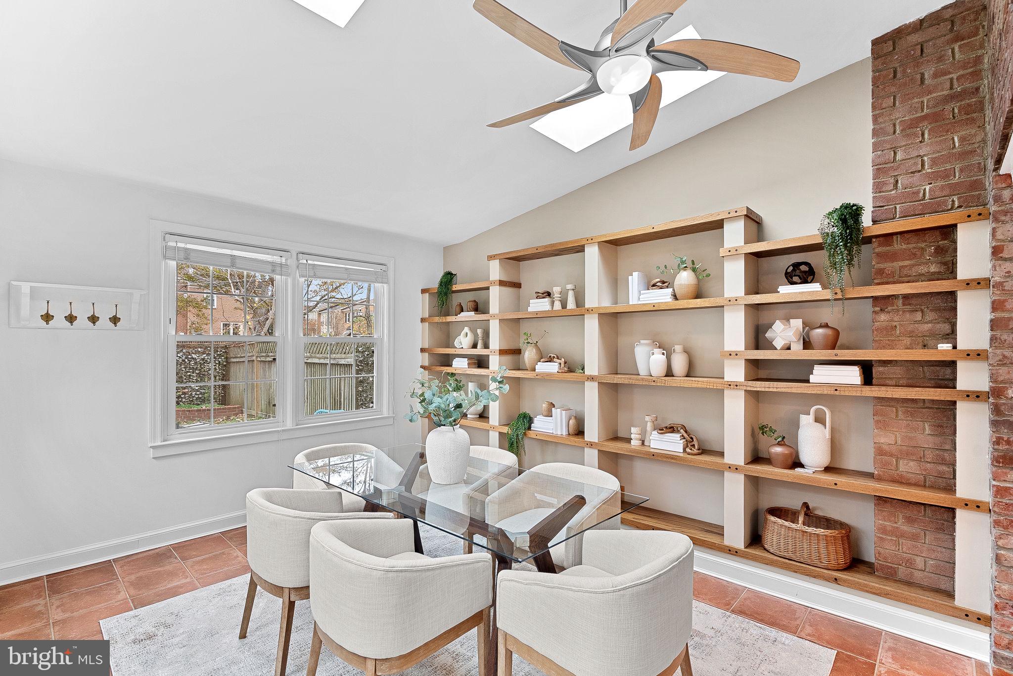 MT VERNON CONST CO - Residential