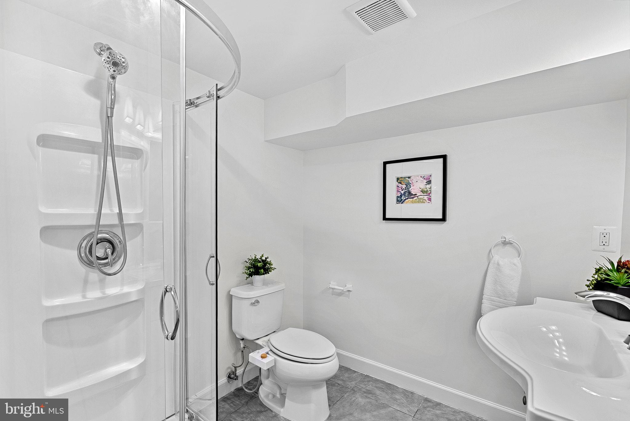 MT VERNON CONST CO - Residential