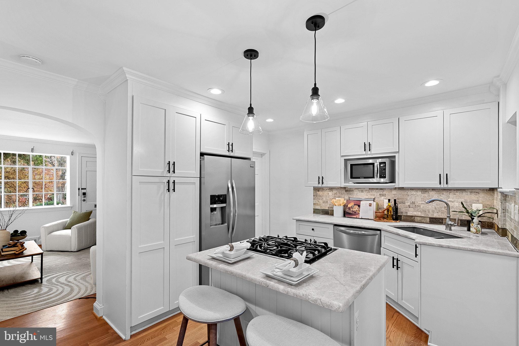 MT VERNON CONST CO - Residential