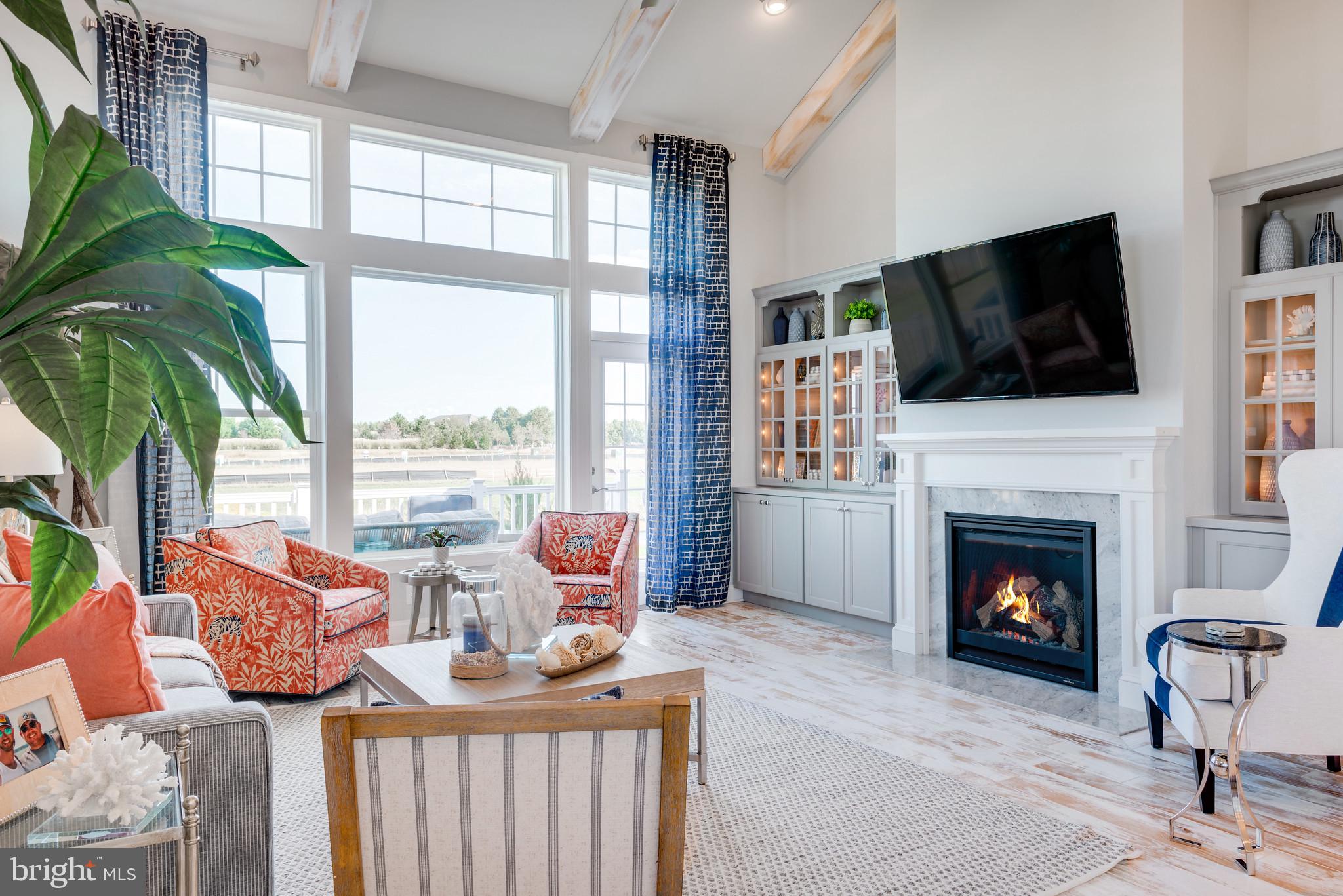 LIGHTSHIP COVE - Residential