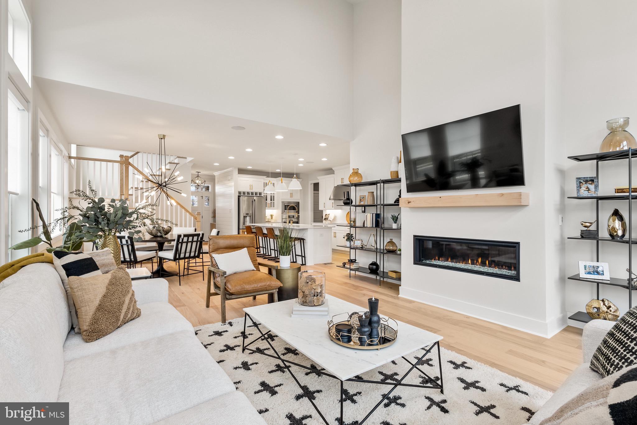 LIGHTSHIP COVE - Residential